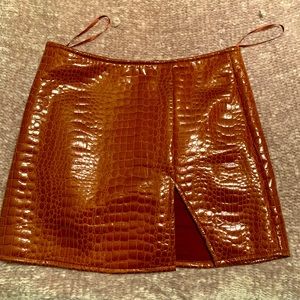 NWOT Motel rocks croc skirt from Princess Polly